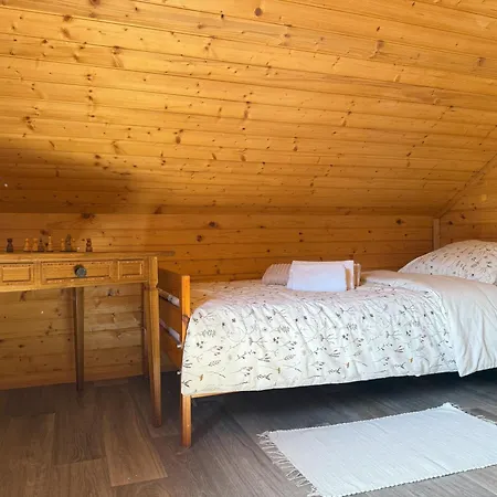 Pocitniska Hisa Z Dvema Spalnicama Sauna & Jacuzzi Prázdninový dům