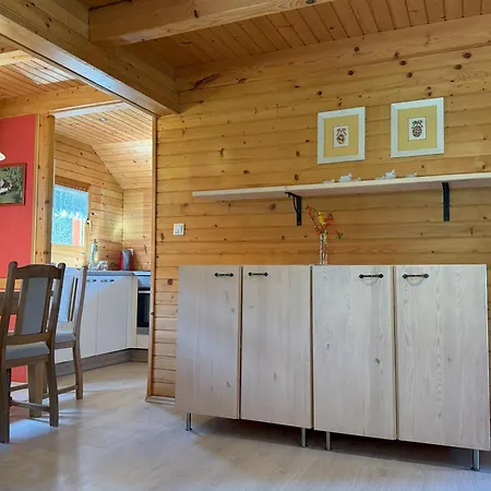 Ferienhaus Pocitniska Hisa Z Dvema Spalnicama Sauna & Jacuzzi Gorica pri Slivnici