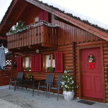 Vakantiehuis Pocitniska Hisa Z Dvema Spalnicama Sauna & Jacuzzi *