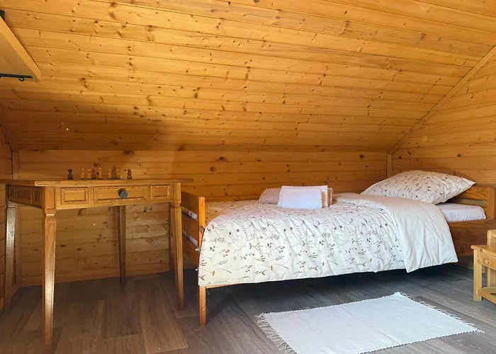 Pocitniska Hisa Z Dvema Spalnicama Sauna & Jacuzzi Дом отдыха