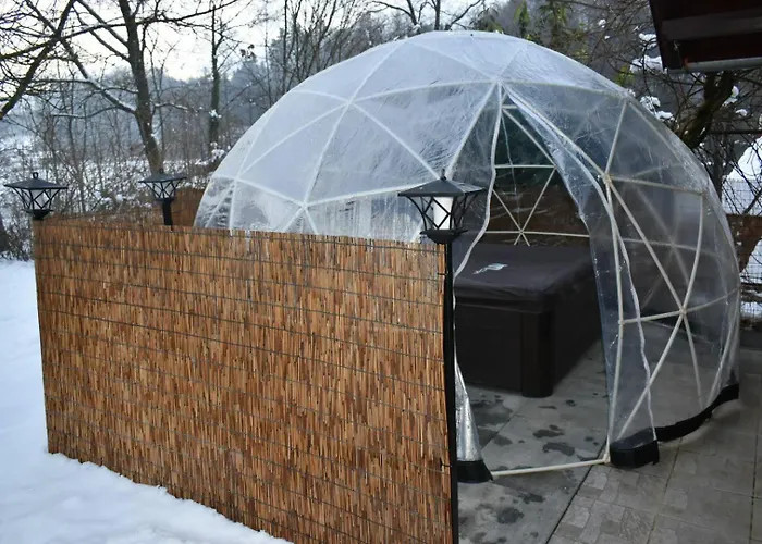 Pocitniska Hisa Z Dvema Spalnicama Sauna & Jacuzzi